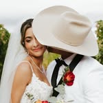 Kayla Stitt - @mrs.stittuation - Instagram
