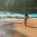 Kaylee Conner - @kayleeglow24 - Instagram