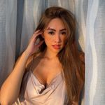 Renee Kee (Rer-Nay) - @reneekee - Instagram
