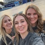 Becky Keely - @beckykeely - Instagram