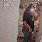 Keely Davis - @mama_keely - Instagram