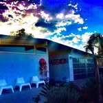 Keith Betchley - @sacmodernhome - Instagram