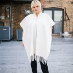 Kelly Bush - @kellybush_goldustwoman - Instagram