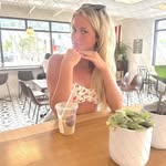 Kelley Holt - @morna_elizahom - Instagram