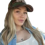 Kelly Hudson - Facebook