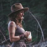Kelly Benson - @earth.spiral.herbal - Instagram