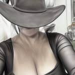 Kelly Boone - @spicykelle - Instagram