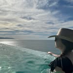 Kelli Burns - @vibing.with.kb - Instagram