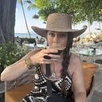 Kelli Burns - Facebook