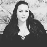 Kelli - @kellidalton19 - Instagram