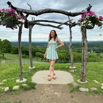 Kelli Dempsey - @kelli_dempz - Instagram