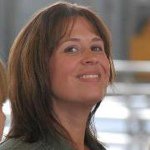 Kelly Eckert - @oneamazingwife99 - Instagram