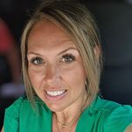 Kelli Burton Hardy - @kellibhardy - Instagram
