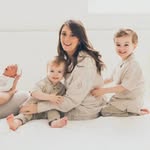 Kelly Henning - @khenning11 - Instagram