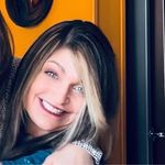 Kelly Levine - @kellylevinemusic - Instagram
