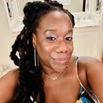 Kelli McIntyre - @kellilikethedrive - Instagram