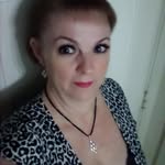 Kelli Sessions - @girln2nascar - Instagram