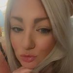 Kelly Sewell - @ksblondie111183 - Instagram