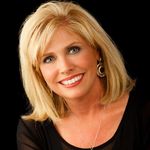 Kelli Malone Small - @kelli_smallproperties - Instagram