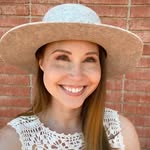 Kelli | 🐬Beach Travel + Ocean Conservation - @compassandcoastline - Instagram