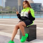 Kelly Amos - @kellyamos090 - Instagram