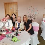 Kelly Amos - @kelly.amos.796 - Instagram