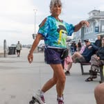 Kellie Barr-Foster - @kellieclimbnsk8 - Instagram