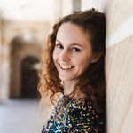 Kelly Hinton - @redhair.bigdreams - Instagram
