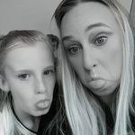 Kelly Puckering - @kelliemackey74 - Instagram
