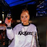 Kelly McFarlane - @kell_mcfarlane - Instagram