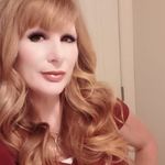 Kellie Metcalf Hanson - @redkellieannie - Instagram