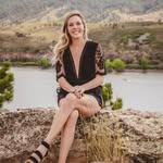 Kellie Pyle - @pyle_of_clothes - Instagram