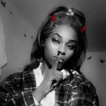 Kellie Shields - @queensway33 - Instagram