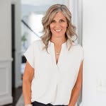 Kelly Snell - @kellysnell_realestate - Instagram