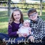 Kellie Stuart - @holidayyaya - Instagram