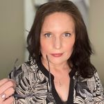 Kellie Warner - @kellieaw34 - Instagram