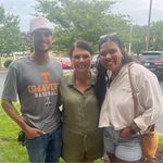 Kelly Baucom - @kbaucom77 - Instagram