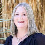 Kelly Lynne Baucom - @yourfabulousdesertlife - Instagram