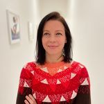 Kelly Burden - @kellyburden.writer - Instagram