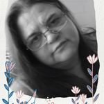 Kelly Burden - @kelly.burden.562 - Instagram