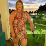 Kelly Buxton O'Donnell - @kellybythelake - Instagram