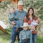 Kelly Clegg - @cleggfam3 - Instagram
