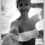 Kelly D Decks - @kellydecks - Instagram