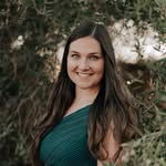 Kelly Decker - @kellydeckermusic - Instagram