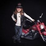 Kelly Elizabeth Grindle - @grindlekelly - Instagram