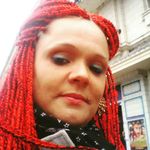 Kelly Hurst - @smellykelly28 - Instagram