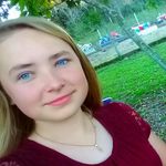 Kelly Klug - @kelly.klug.35 - Instagram