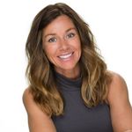 Kelly Langan - @kelly.langan.52 - Instagram
