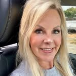 Kelly Rea - @petraskincare - Instagram