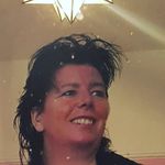 Kelly Schofield - @kschofield1976 - Instagram